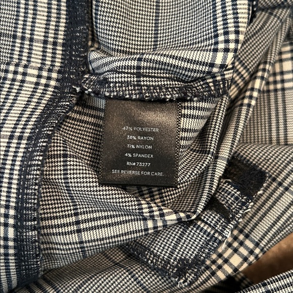 Simply Vera Vera Wang Women’s Pull On Plaid Pants - Picture 4 of 4